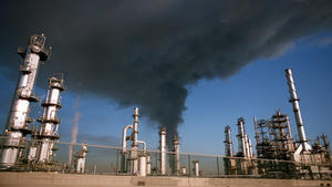 Description: South Bay oil refineries: A history of destructive explosions